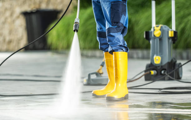 Why Choose Our Certified Pressure Washing Experts for Your Project Needs in Webberville, MI?